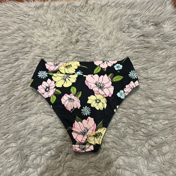 Pink by‎ Victoria secret Floral High-Waisted swimsuit bottoms - Picture 5 of 6